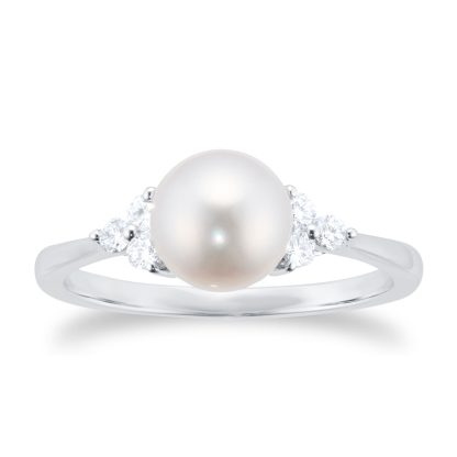 18ct White Gold Akoya Pearl & 0.15ct Diamond Ring - Ring Size I