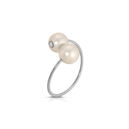 Pearl & Diamond Ring in 9ct White Gold